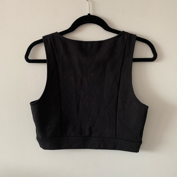 Monki Tank Top Black Crop Top Size Medium V Neck - Picture 2 of 2